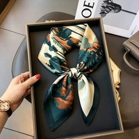 Foulard carré de luxe en polyester pour femme, motif floral, bandeau à cheveux, ruban, séchage rapide, foulard de mode, bandana