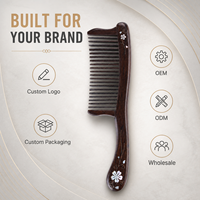 Peigne démêlant en bois d'acajou africain fait main à dents larges avec incrustation de nacre, personnalisable avec logo, vente en gros OEM