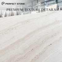 Grande dalle de travertin naturel Super Blanc PerfectStone pour les projets de décoration de halls d'hôtels de luxe et de villas