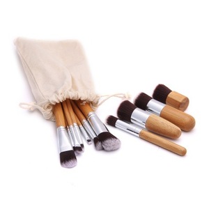 Lot <span class=keywords><strong>de</strong></span> 11 pinceaux <span class=keywords><strong>de</strong></span> maquillage pour fard à paupières bon marché avec manche en bambou et sac - Product Image 4