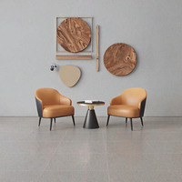 Chaise de salle à manger moderne en cuir rembourré, fauteuil en métal, siège lounge pour la maison, le bar, l'hôtel, la salle à manger