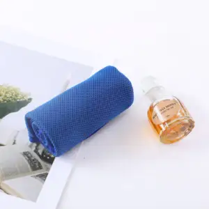 Cool Microfiber Ice Cooling Microfibre Towel For Sports, Workout, Fitness, Gym, Yoga, Pilates, Travel, Golf,Camping & More