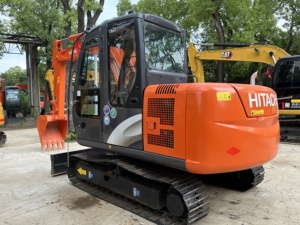Mini-excavatrice Hitachi Zaxis 60 ZX50 ZX35U, poids opérationnel de 1,8 tonne, modèle sur chenilles hydrauliques, godet de terrassement d'une capacité de 0,12 m³ - Product Image 2