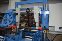 Machine à scier à ruban à double colonne MILLART, alimentation directe usine, coupe automatique du métal, transmission à engrenages à vis sans fin haute précision GHS4250