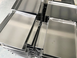 <span class=keywords><strong>Teglia</strong></span> da <span class=keywords><strong>Forno</strong></span> <span class=keywords><strong>in</strong></span> Alluminio e Acciaio Inox di Grado Alimentare, Vassoio per Cottura <span class=keywords><strong>Pizza</strong></span> <span class=keywords><strong>in</strong></span> <span class=keywords><strong>Forno</strong></span> - Product Image 4