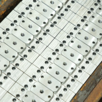 Kit de fabrication de magnets de réfrigérateur carrés en métal manuel, vente chaude 2026, machine à badges personnalisés pour réfrigérateur, machine à badges DIY