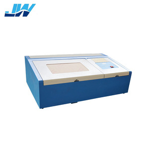 Máquina de Grabado Láser de Escritorio MINI 3020 CO2 de 40W/50W para Madera/Papel/PVC/Sellos - Product Image 2