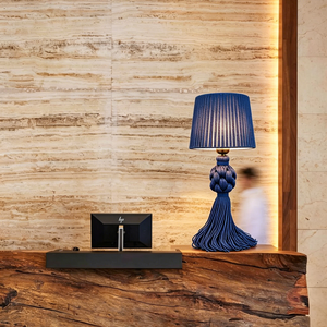 Paralume in Pizzo Intrecciato con Frange per Comodini e Testiere, per Hotel e Resort di Lusso - Product Image 2
