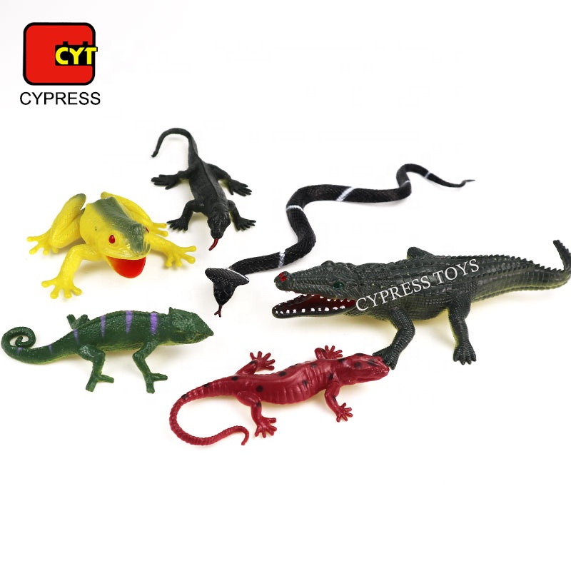 Amazon.co.jp: トカゲの動物フィギュア 6インチ 色変更可能 伸縮