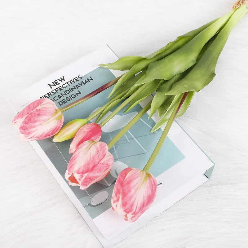 Hot selling product Artificial soft latex tulips flower bundle for home wedding decoration Wedding Arrangement Flowers