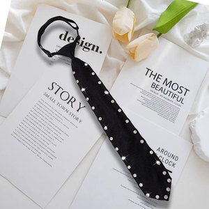 Corbata Negra con Pedrería de Poliéster Estilo Preppy para Camisas y Trajes - Product Image 4