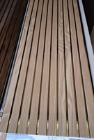 Plafonds en PVC modernes isolés, 10 rainures, grille de lamination, imperméables, ignifuges, insonorisés, garantie 3 ans, chambre à coucher, salle de bain