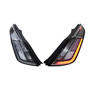 Feux arrière LED YU GUANG pour <span class=keywords><strong>JAGUAR</strong></span> XJ XJL (2010-2019) – Feux stop, clignotants et indicateurs arrière transparents - Product Image 1