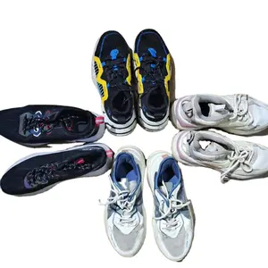 깨끗한 중고 남성 여성 신발 도매 혼합 25kg/베일 저렴한 재고 신발 저렴한 중국 캐주얼 성인 중고 신발