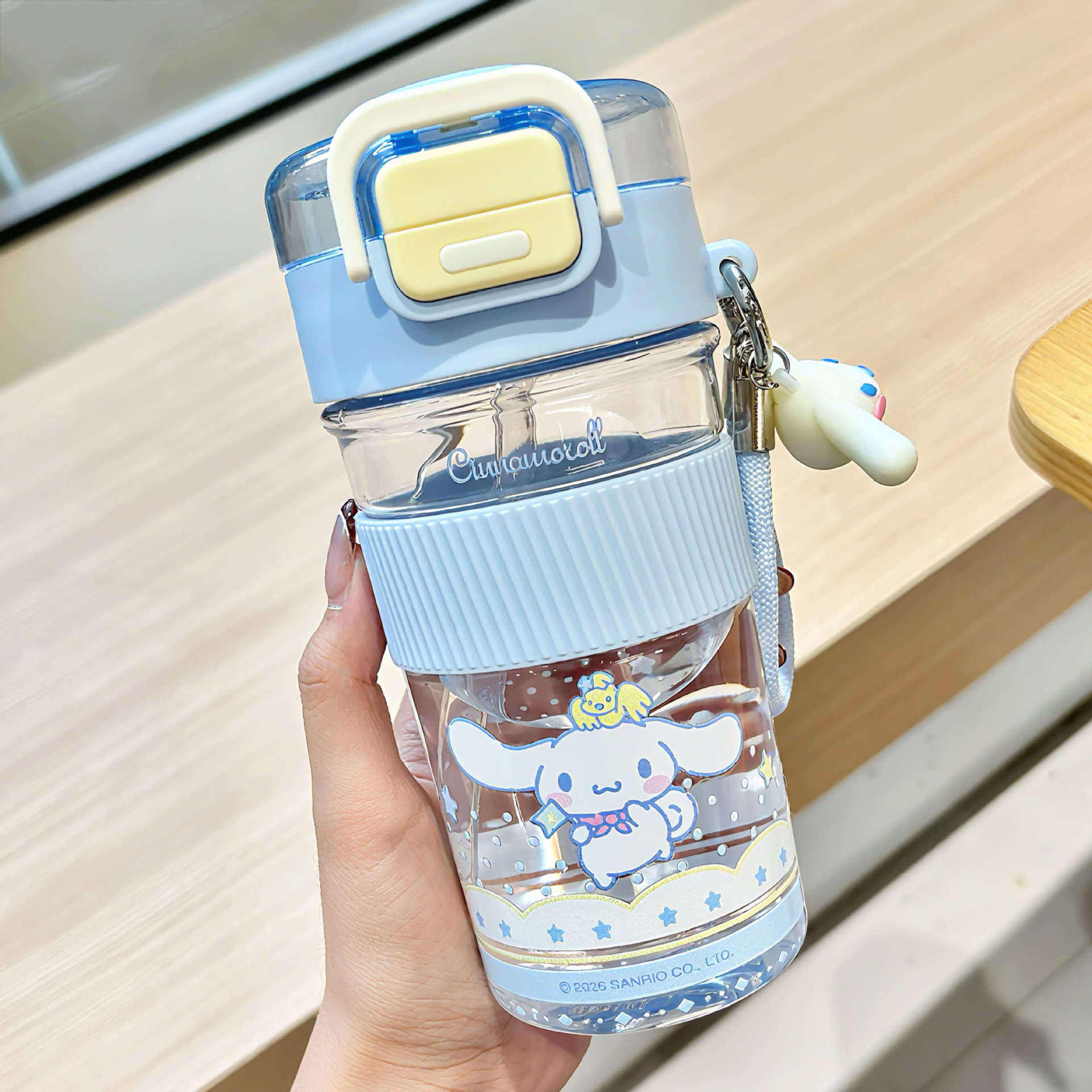 ซินนามอนโรล บลู 520 มล.