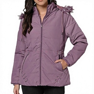 Veste matelassée tendance pour femmes, veste d'hiver moderne, logo et design personnalisés OEM, prix de gros - Product Image 1