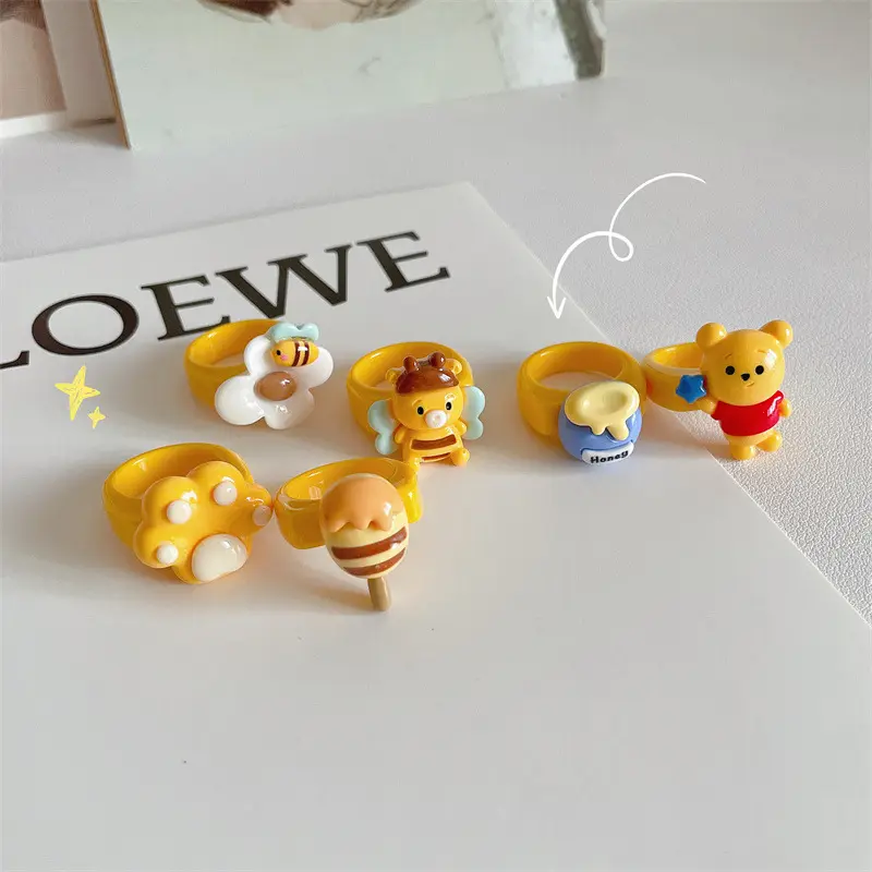 Cute Cartoon Children Ring Acrylic Resin Index Adjustable Finger Ring for Women Niche 3D Design Bear Honey Jar Ring Wholesale