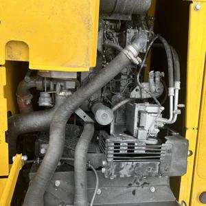 Excavadora Usada Komatsu PC130 de 13 Toneladas, Importada de Japón, con Motor Cummins, Cucharón de 0.7m, Modelo 2025 - Product Image 5