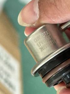 <span class=keywords><strong>Regulador</strong></span> <span class=keywords><strong>de</strong></span> Presión <span class=keywords><strong>de</strong></span> <span class=keywords><strong>Combustible</strong></span> COWTOTAL para Chevrolet GMC ISUZU 17113687 17113203 8-89060422-0 - Product Image 3