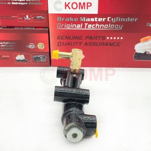 1-47500-222-0 Cilindro Maestro della Frizione in Ghisa di Alta Qualità per <span class=keywords><strong>ISUZU</strong></span> EXR, CXZ, FSR, FTR, FSS, FTS 1475002061 - Product Image 4