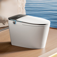WC intelligent moderne avec design ergonomique en U, capteur de pied à détection d'arôme intégré et chasse d'eau intelligente pour salle de bain
