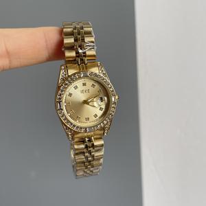 Montre élégante pour femme avec cadran étoilé, bracelet en acier cristallisé, montre à quartz tendance - Product Image 2
