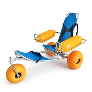 Fauteuil roulant amphibie Ary Medical AY-168 en alliage d'aluminium bleu et jaune rayé, manuel, pour la plage et l'eau - Product Image 5