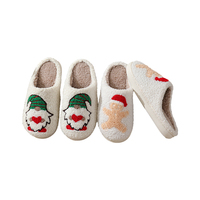 Pantoufles en peluche personnalisées pas chères pour femme, motif Père Noël et renne, thème Noël, pantoufles d'intérieur en peluche, pantoufles en peluche de Noël personnalisées