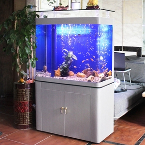 ตู้ปลาทะเลขนาดใหญ่พร้อมระบบกรองในตัว สำหรับห้องนั่งเล่นหรูหราในร่ม พร้อมตู้สีขาว - Product Image 1