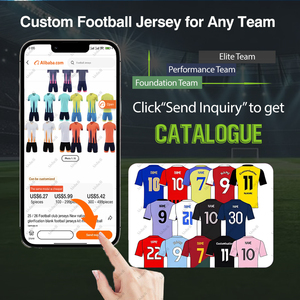 Kit Completo di Calcio Inglese OEM all'Ingrosso per Bambini, 100% Poliestere, Maglia Leggera e Traspirante, Asciugatura Rapida, Personalizzabile - Product Image 2