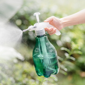 Green Air <b>Pressure</b> Spray <b>Bottle</b> 2 Liter Adjustable Nozzle For Garden Home Balcony Courtyard Watering Cleaning - Product Image 1