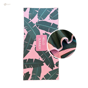 تخفيضات هائلة تصميم فاخر مقاوم للرمال مزهر مايكروفايبر منشفة شاطئ بطانية لحمام السباحة ، السفر - Product Image 1