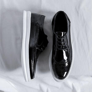 Zapatos Formales de Negocios de Lujo Hechos a Mano en Cuero Suave y Cómodo de Estilo Italiano, Zapatos de Boda de Alta Calidad, Tendencia de Moda, Flexibles - Product Image 3