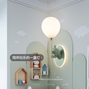 Lámpara de Pared Infantil con Diseño de Oso de Dibujos Animados Nórdica, Linda Lámpara de Globo para Dormitorio de Niños y Niñas, Luz Ambiental de Hierro para Baño - Product Image 5
