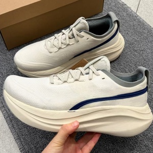 Chaussures de sport pour hommes et femmes, style décontracté, respirantes, confortables, de haute qualité, pour la course à pied et la marche. - Product Image 1