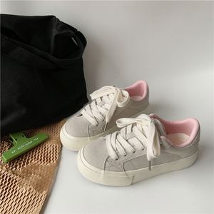 Trendy Women White Board <b>Shoes</b>, Comfortable <b>Soft</b> Sole Design, Daily Versatile Sports Footwear - Product Image 6