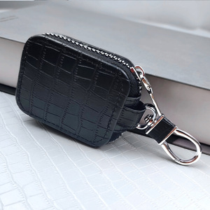 Étui de luxe pour AirPods à motif crocodile, étui en cuir PU haut de gamme avec porte-clés - Product Image 2