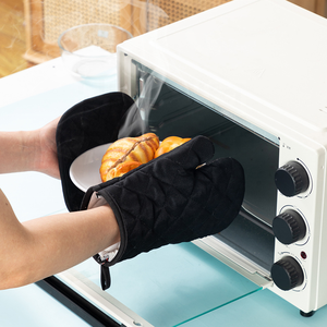 Résistant à la chaleur LOGO personnalisé imprimé cuisine BBQ <span class=keywords><strong>four</strong></span> gant gant de cuisine chef de cuisine coton mitaines de <span class=keywords><strong>four</strong></span> et porte-casserole ensemble - Product Image 4