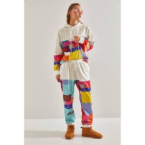 ชุดวอร์มพิมพ์ลายสองชิ้นสำหรับผู้หญิง ชุดลำลองแขนยาวน้ำหนักเบาพร้อมฮู้ดและกางเกง ไซส์ผู้ใหญ่ - Product Image 2