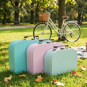 Set <span class=keywords><strong>di</strong></span> 3 Scatole Regalo in <span class=keywords><strong>Cartone</strong></span> con Design Unico e Finitura Cucita a Mano - Product Image 1