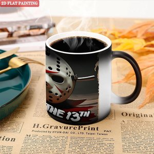Tasse magique thermosensible en céramique noire givrée 11oz, design vendredi 13ème - Product Image 5