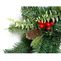 Karangan Bunga Natal Ramah Lingkungan Buatan dengan Kerucut Pinus, Buah Berry Merah, Jarum Pinus Realistis, Dapat Disesuaikan, untuk Pintu Depan, Hiasan Dinding Rumah