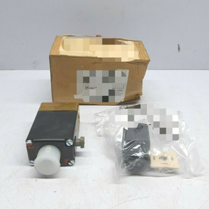 00172902 2/2 Válvula de Accionamiento Directo 0330 B 3.0 FKM MS Nueva Original en Stock Automatización Industrial PLC Dedicado Programable - Product Image 1