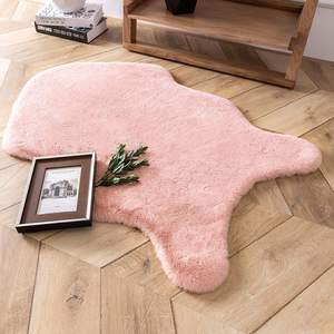 <span class=keywords><strong>Tapis</strong></span> <span class=keywords><strong>de</strong></span> luxe <span class=keywords><strong>en</strong></span> fausse fourrure <span class=keywords><strong>de</strong></span> <span class=keywords><strong>lapin</strong></span> <span class=keywords><strong>de</strong></span> couleur unie, <span class=keywords><strong>de</strong></span> <span class=keywords><strong>forme</strong></span> irrégulière, à poils hauts, épais - Product Image 1
