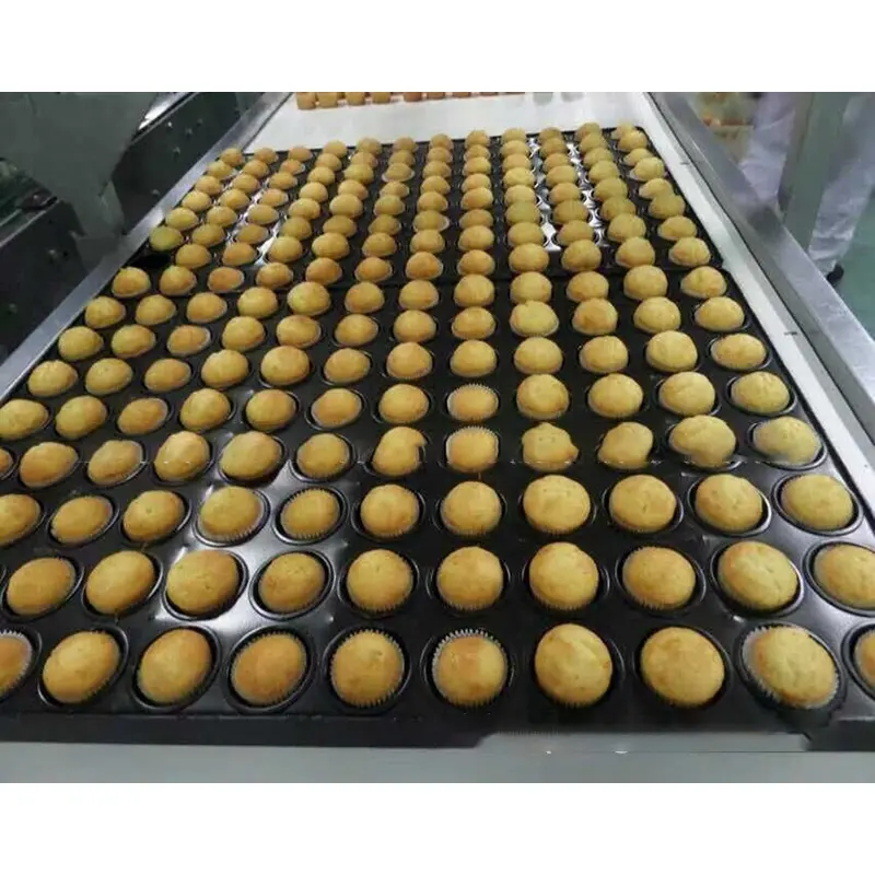 Máquina para hacer cupcakes de alta eficiencia, equipo duradero para hornear galletas, línea automática de producción de pasteles y tazas