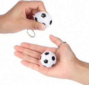 Porte-clés anti-stress en forme de ballon de football - Product Image 2