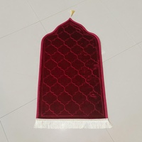 Couverture de culte de haute qualité en gros personnalisé Raschel tapis de prière musulman de Dubaï tapis de prière