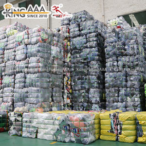 KingAAA Lotti Misti di Abbigliamento Usato all'Ingrosso, Vestiti di Seconda Mano Assortiti, <span class=keywords><strong>Capi</strong></span> Compressi in Piccoli Lotti, Vari Stili, 45kg - Product Image 3