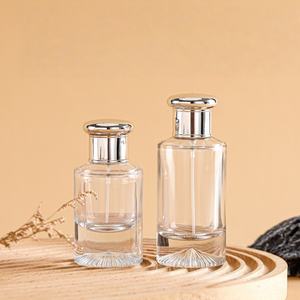 <span class=keywords><strong>Immagine</strong></span> classica bottiglia di vetro di profumo trasparente vuota con suola sottile cilindrica da 30ml e 50ml con coperchi personalizzabili - Product Image 2