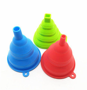 Wholesale 100% Food Grade Silicone Foldable Funnel for <b>Kitchen</b> <b>Accessories</b> Collapsible Funnel Household Silicone Products - Product Image 4